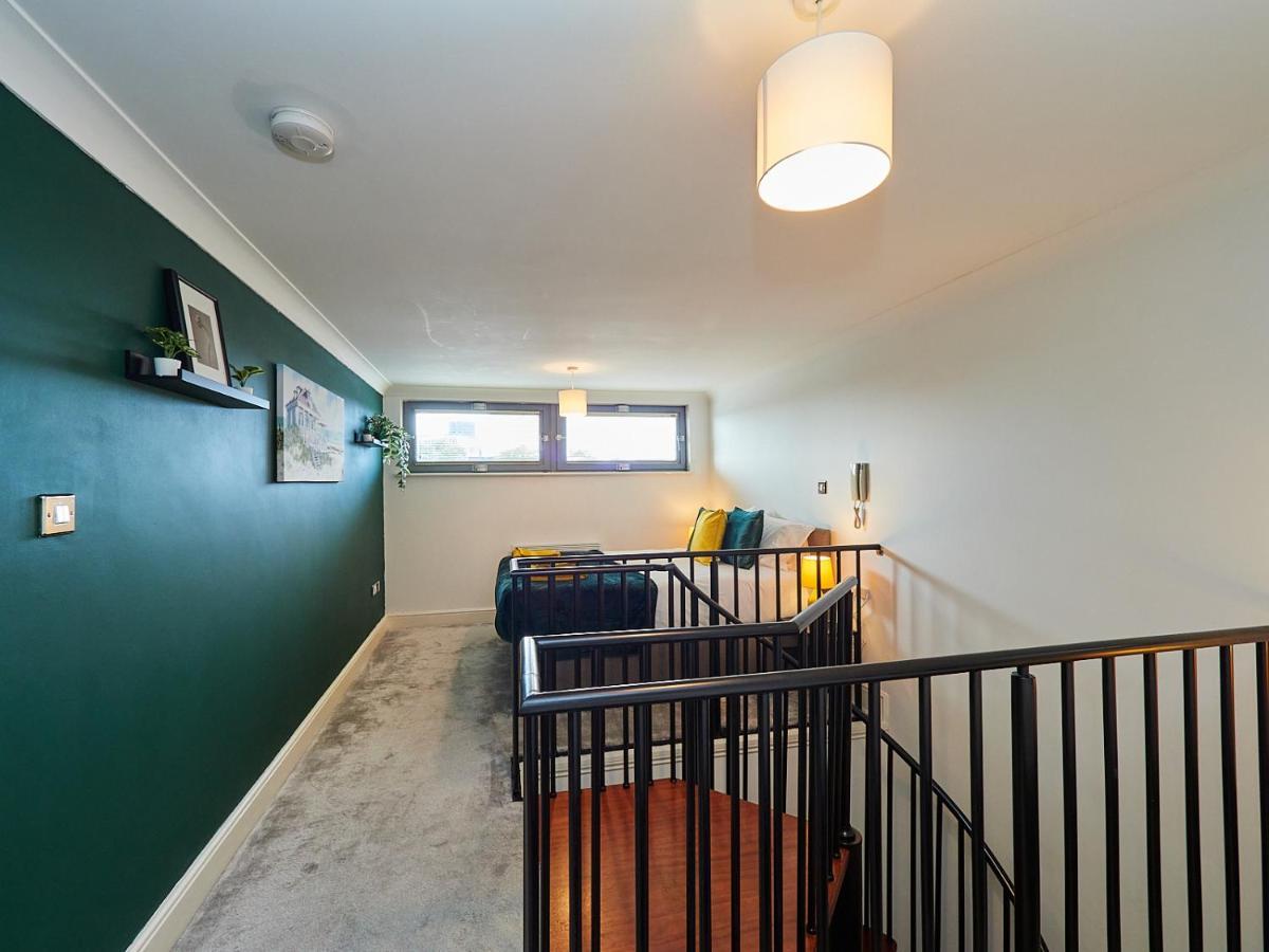 Emerald Suite: Two-Story Duplex in City Centre Birmingham Exterior photo
